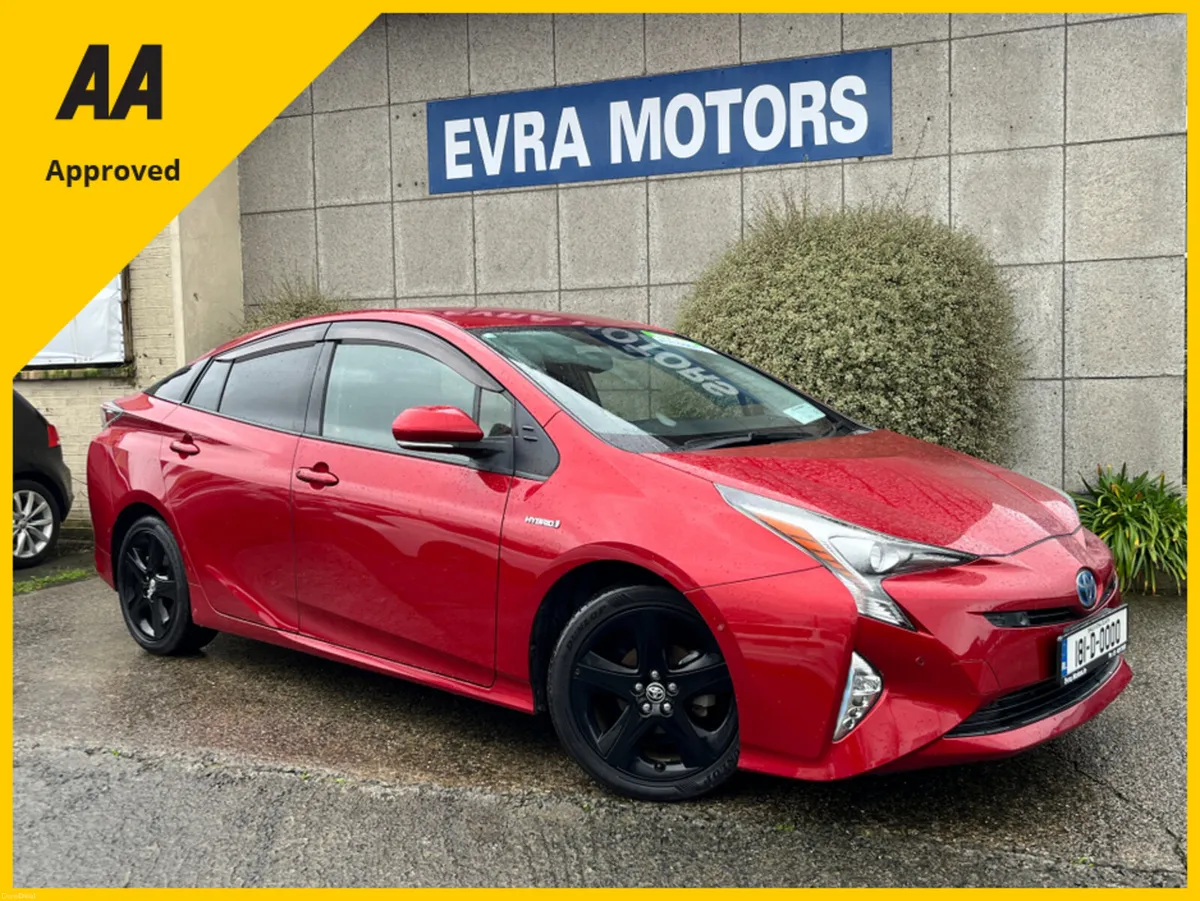 Toyota Prius TOURING SELECTION AUTOMATIC 1.8 HYBRI - Image 1