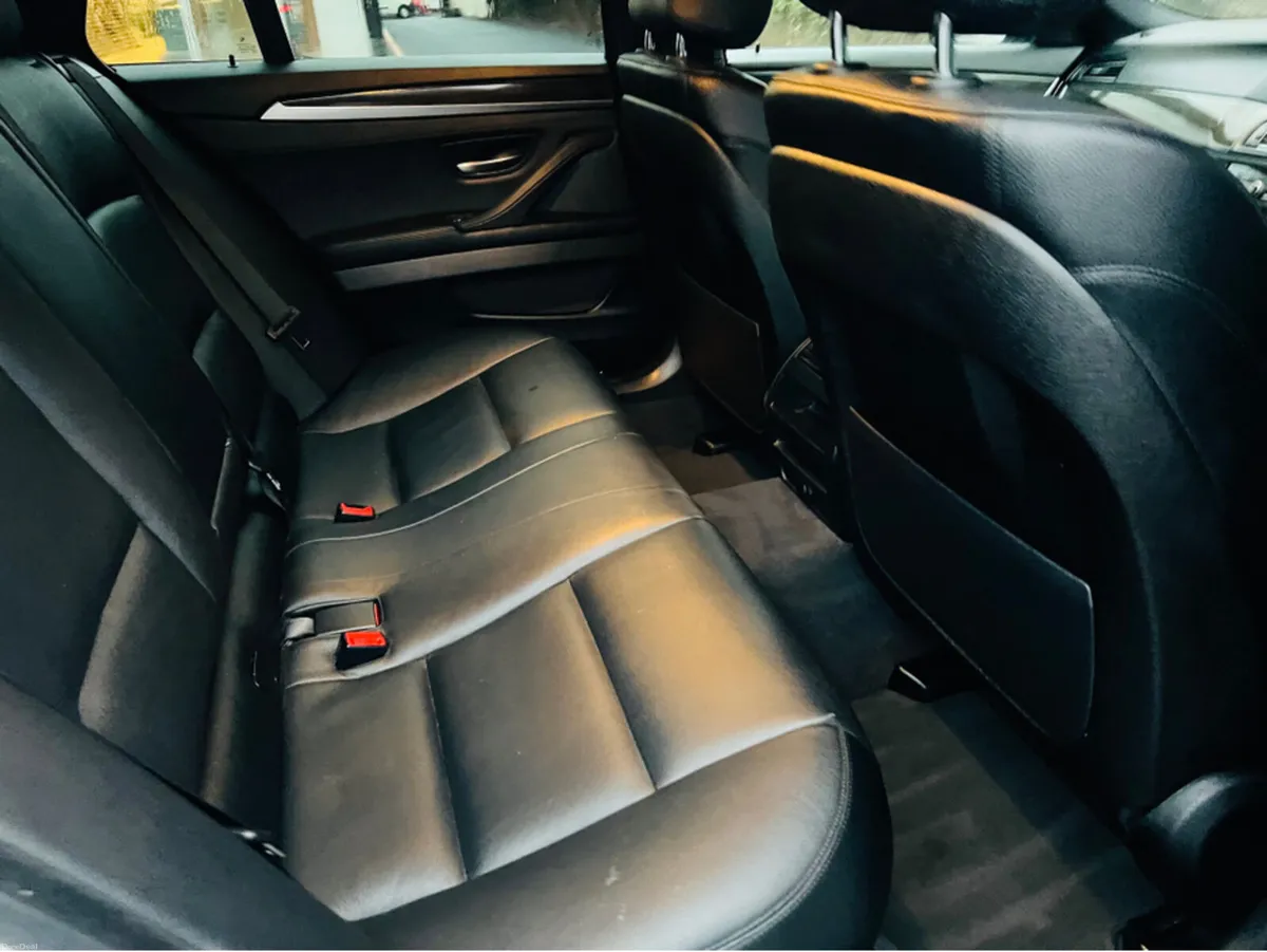 BMW 5-Series BLUETOOTH // CRUISE CONTROL // LEATHE - Image 4