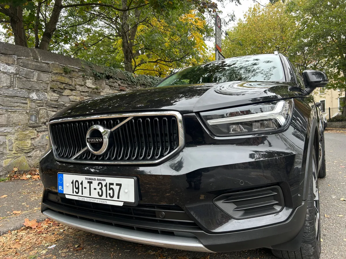 2019 VOLVO XC40 DIESEL SAT NAV NCT JANUARY 27 - Image 1