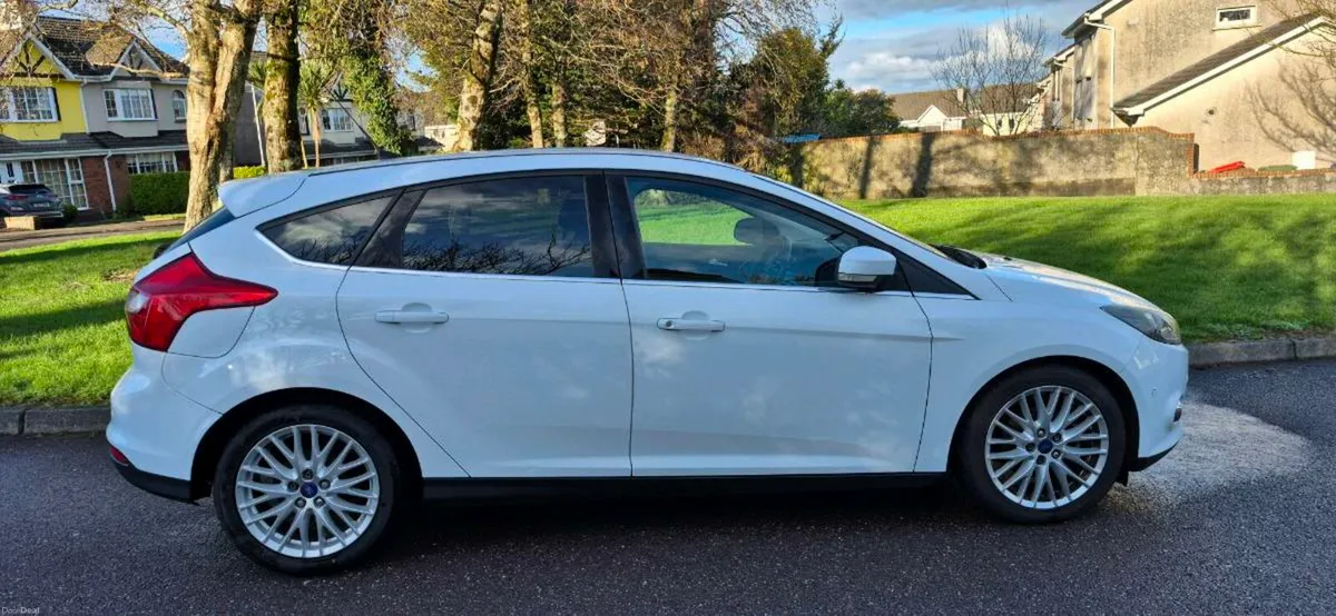 Ford Focus 1.6L Zetec Eco - Image 4