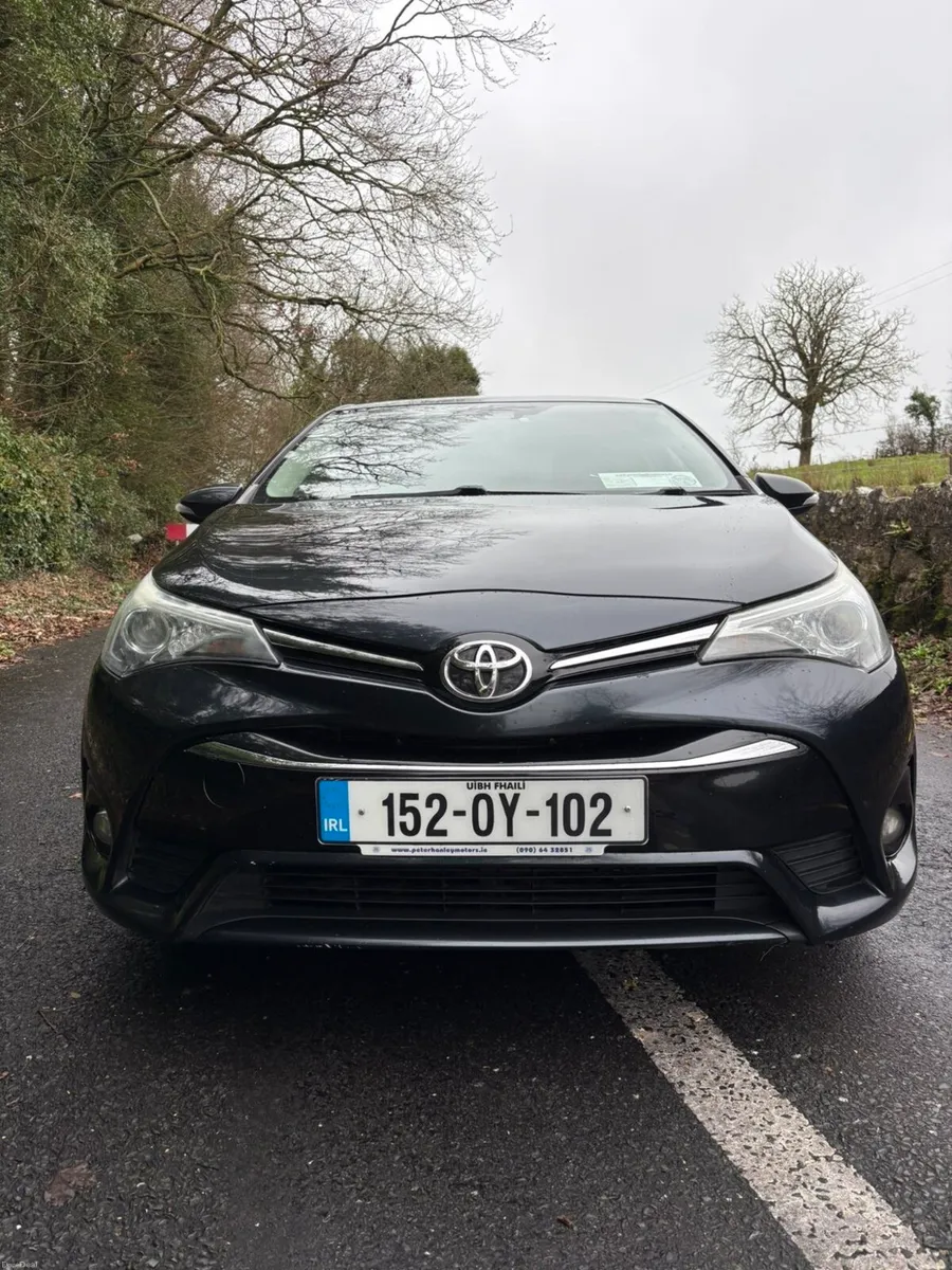 TOYOTA AVENSIS - Image 2