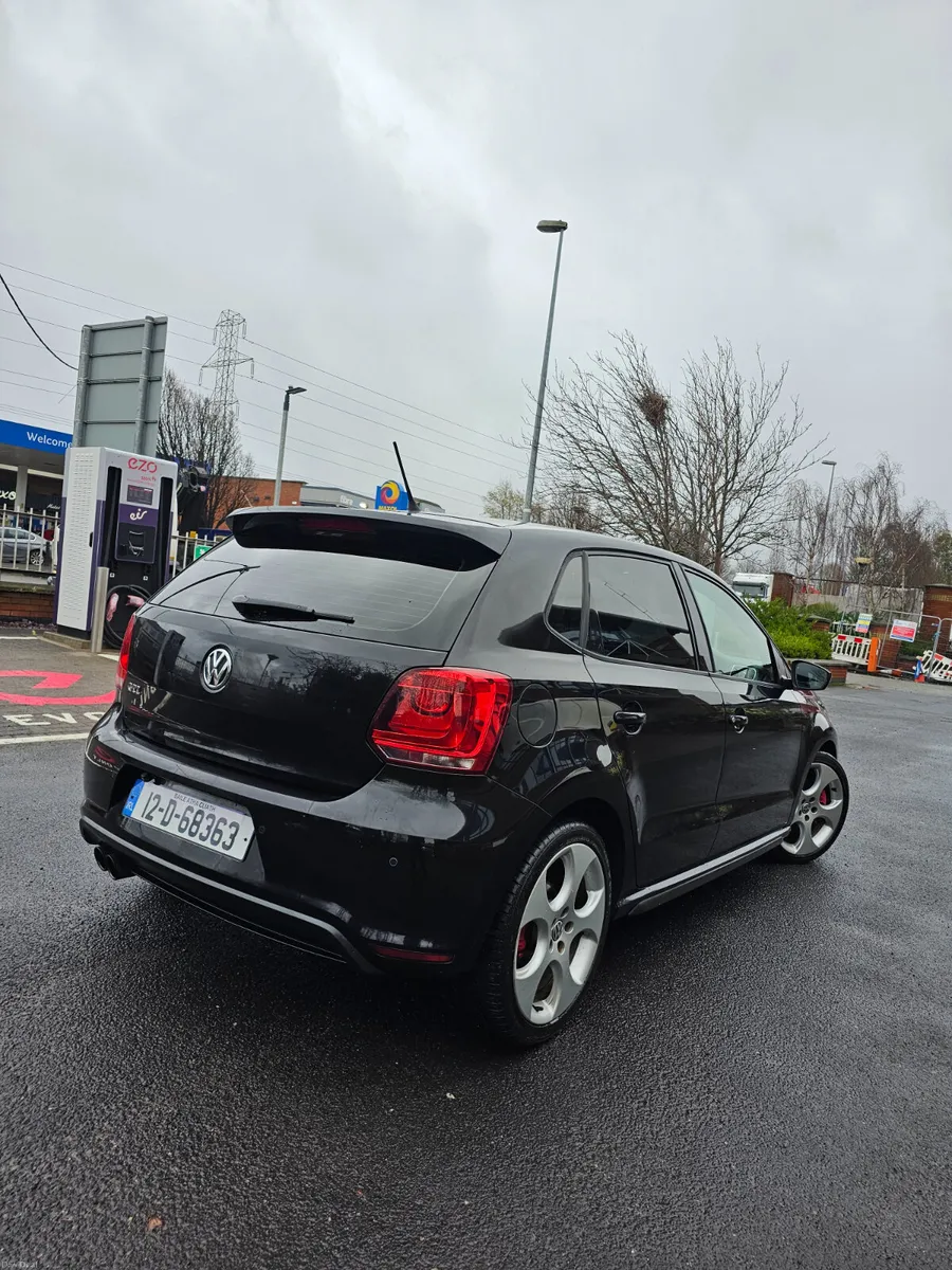 Volkswagen Polo 2012 Automatic - Image 3