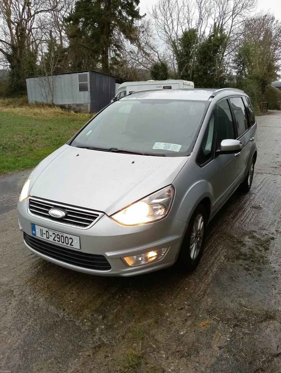Ford Galaxy 2011 - Image 2