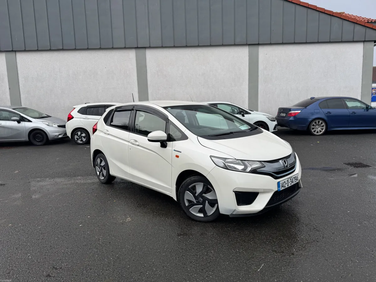 Honda Fit 2014 hybrid Automatic - Image 2