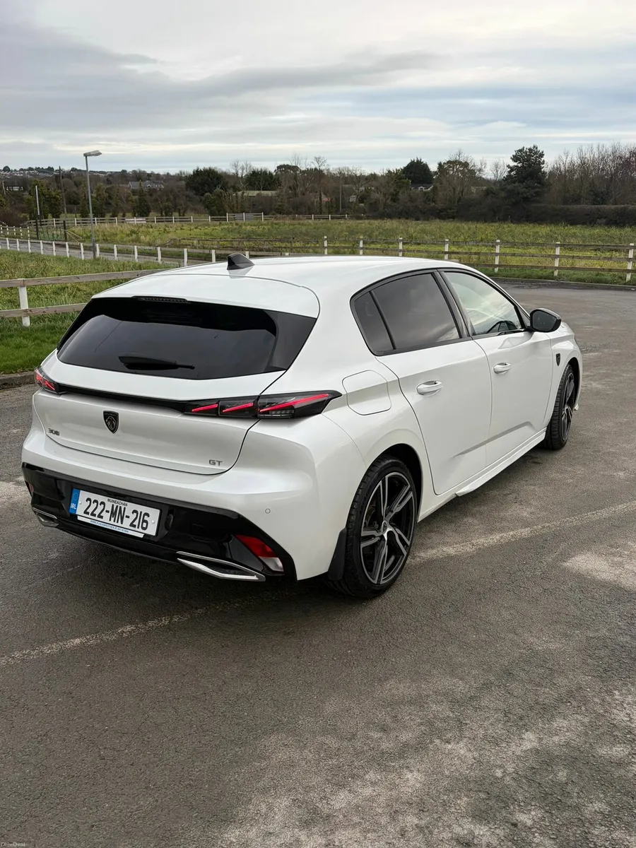 PEUGEOT GT AUTOMATIC - Image 3