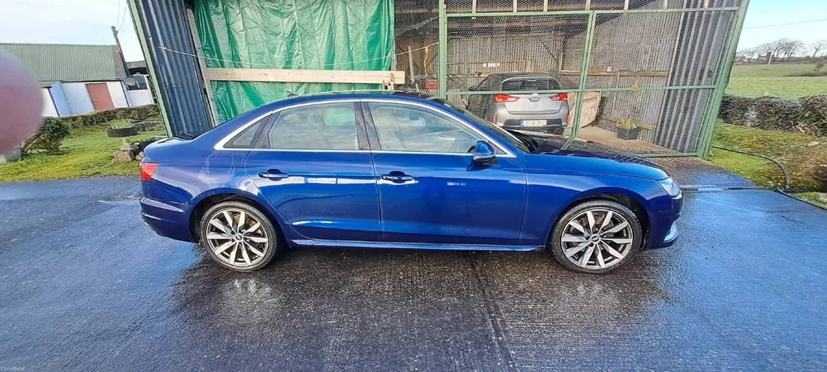 Audi A4 2023 - Image 2