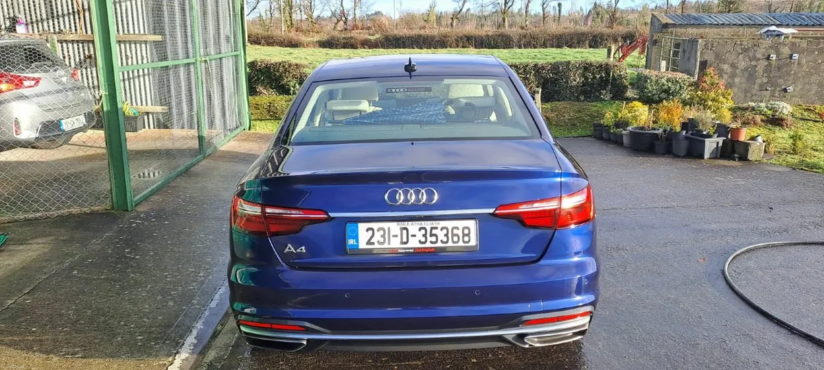 Audi A4 2023 - Image 4