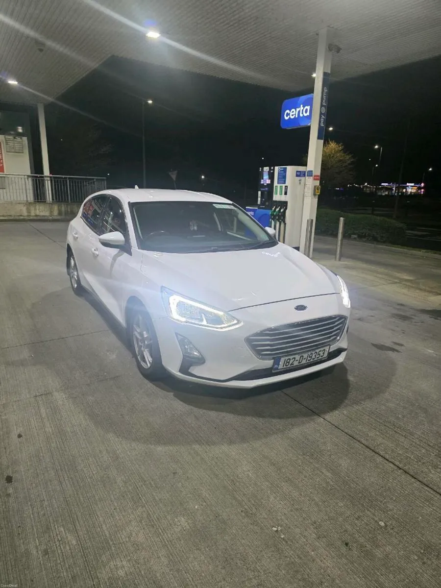2018 ford focus - Image 1
