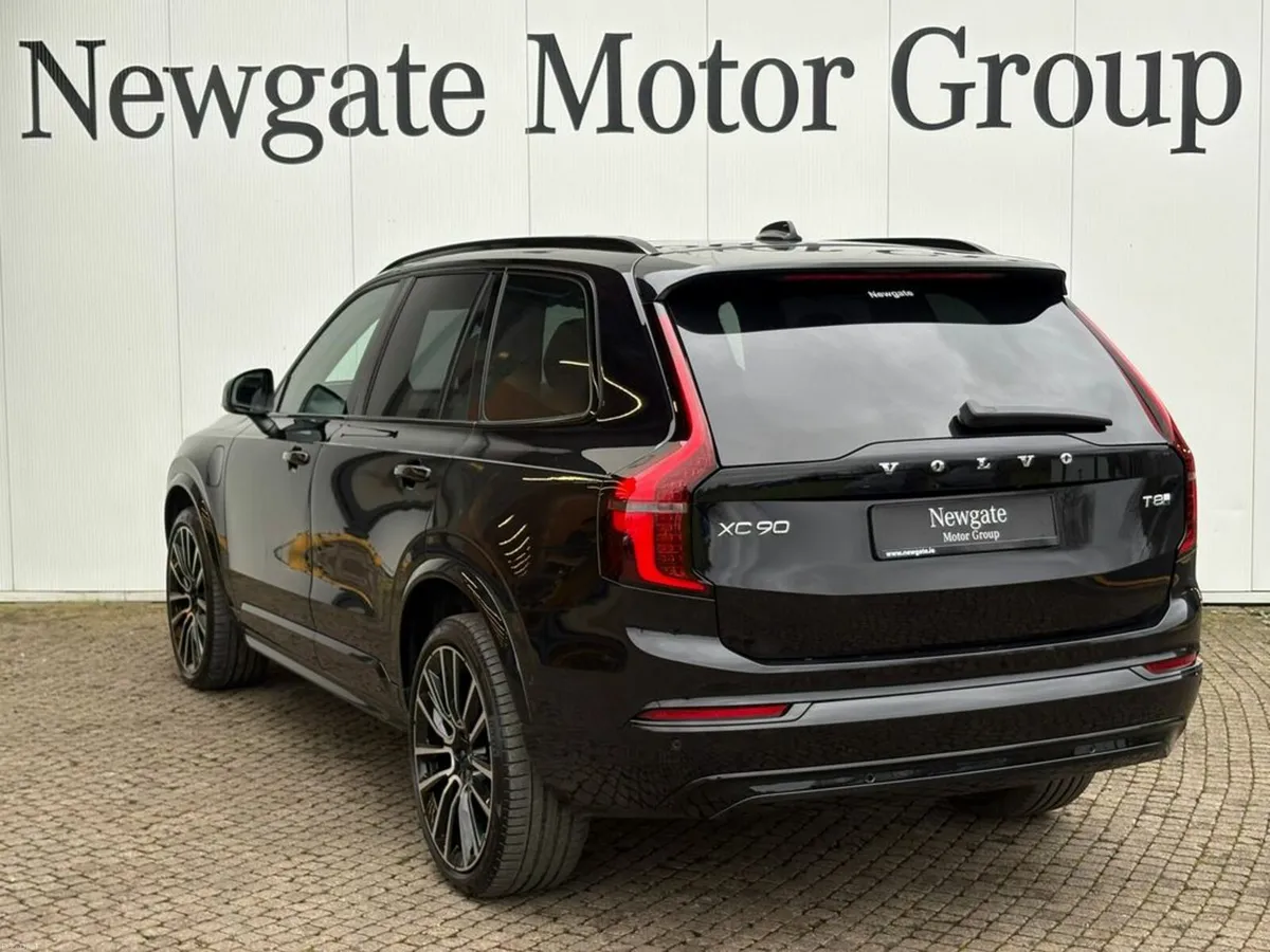 Volvo XC90 T8 ULTRA DARK AWD *SOLD* - Image 3