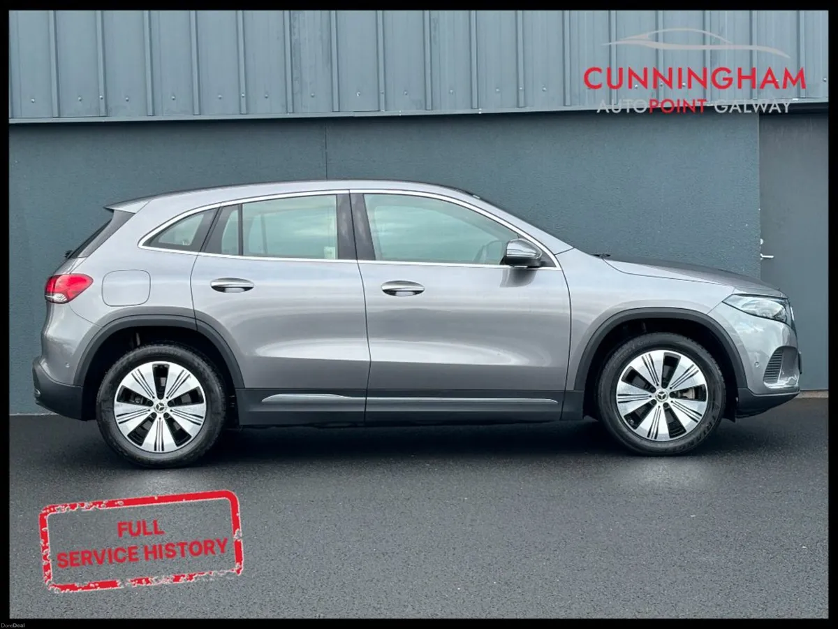 Mercedes-Benz EQA 250+ Urban Auto - Image 3