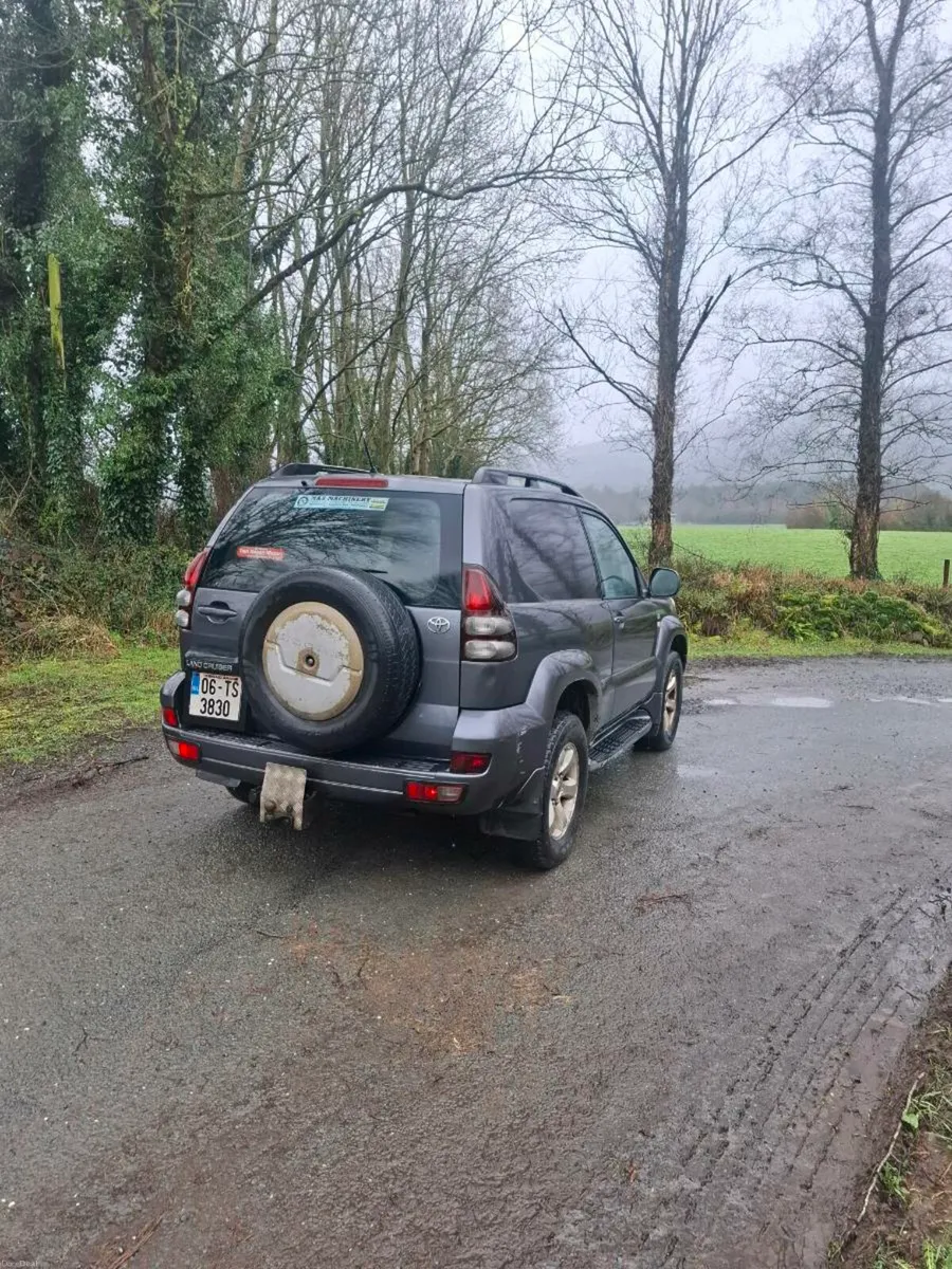 Toyota land cruiser - Image 2