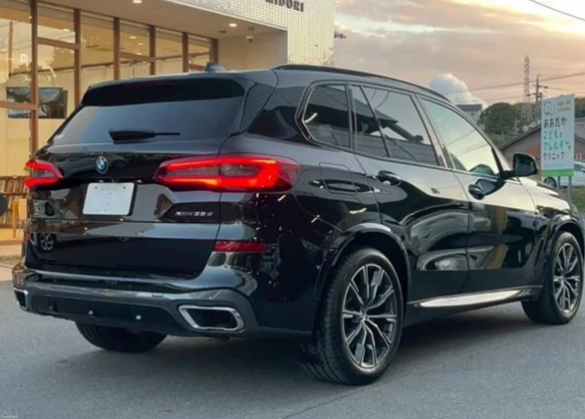 BMW X5 xDrive35d M Sport | 4WD | High Spec - Image 2