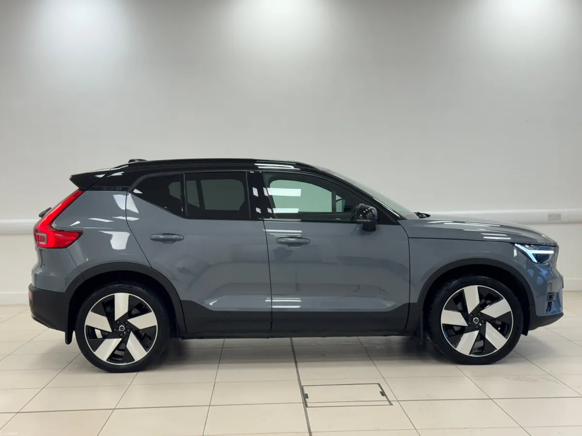 Volvo XC40 2022 - Image 3