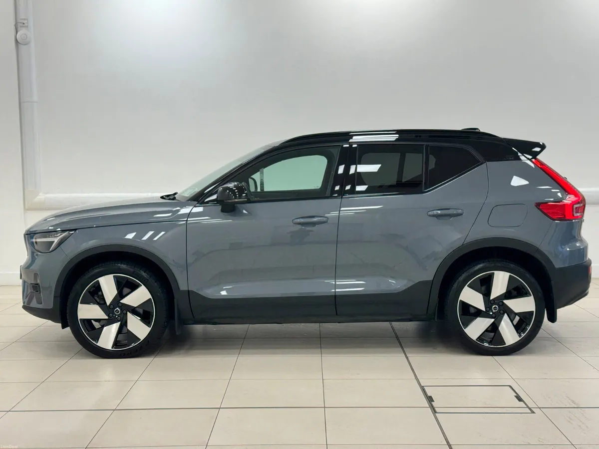 Volvo XC40 2022 - Image 4