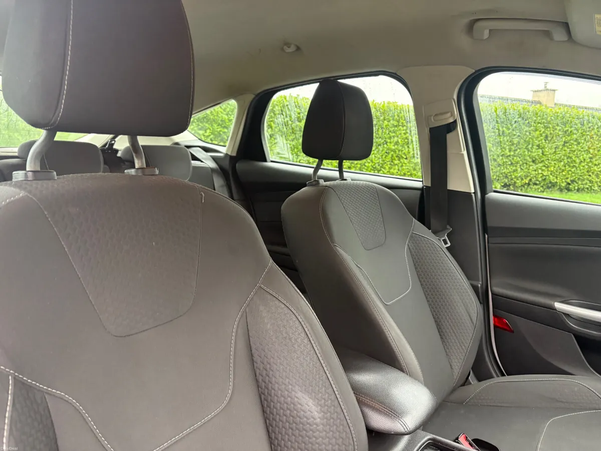 Ford Focus 2017 - Image 5