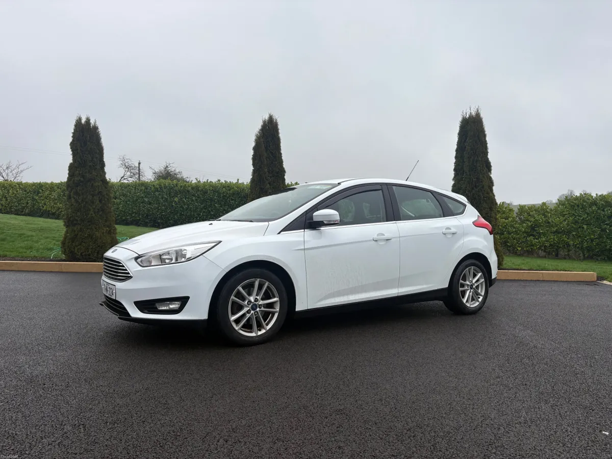 Ford Focus 2017 - Image 2