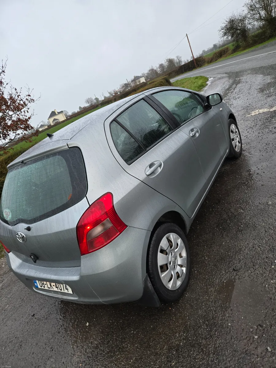 Toyota Yaris 2008 auto - Image 4