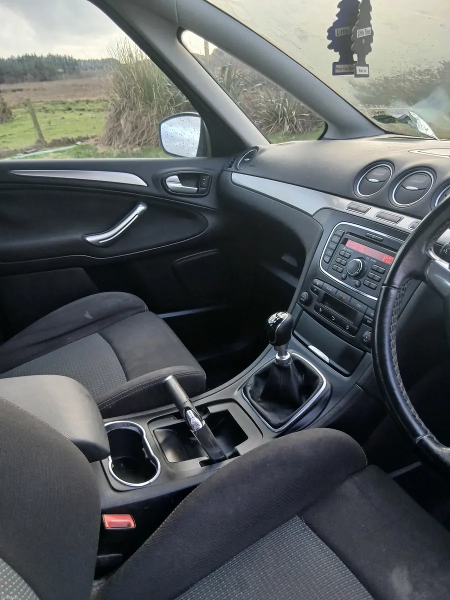 Ford S-Max 2012 - Image 2