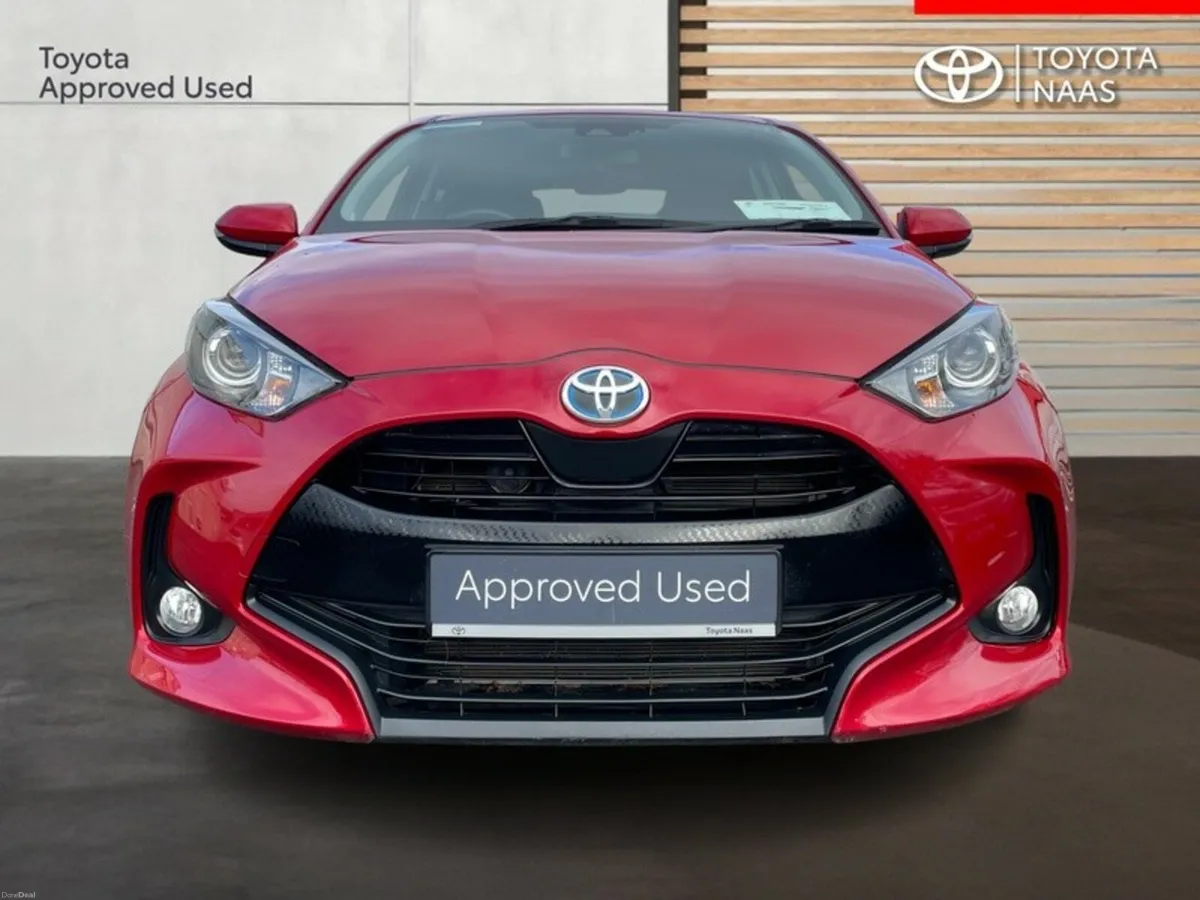 Toyota Yaris HYBRID LUNA SPORT - Image 5