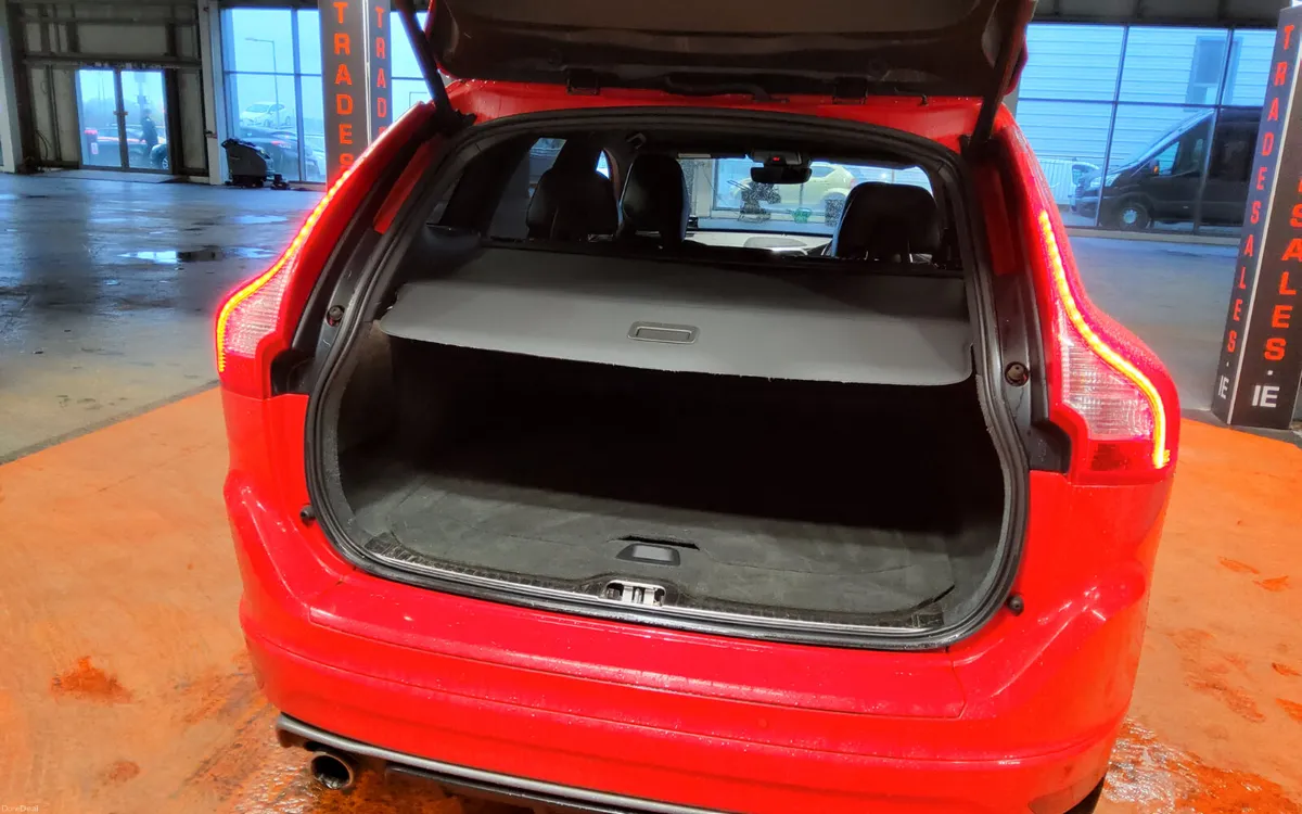 Volvo XC60 2015 - Image 4