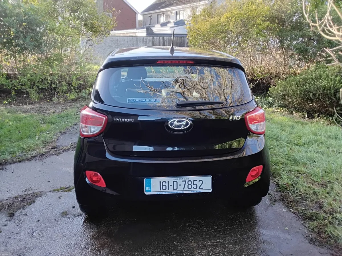 Hyundai i10 Manual Deluxe 5DR - Image 1