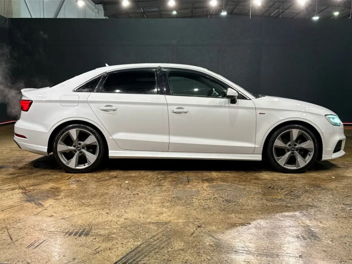 Audi A3 SLINE 1.4L TFSI - REVERSE CAMERA - HALF BL - Image 3