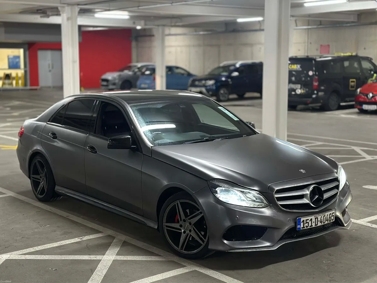 Mercedes E220 - Image 1