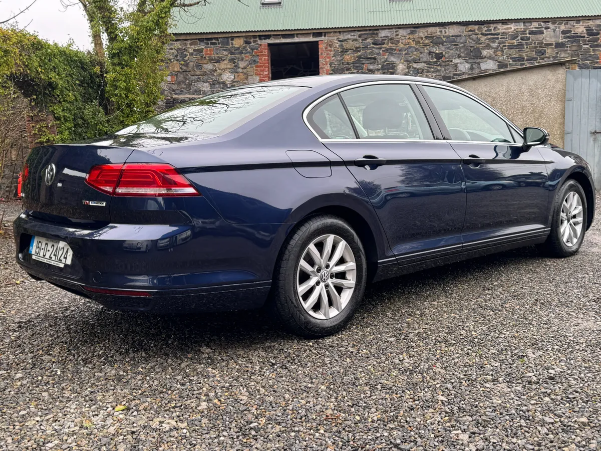 2015 Volkswagen Passat 1.6 Diesel Comfortline - Image 3