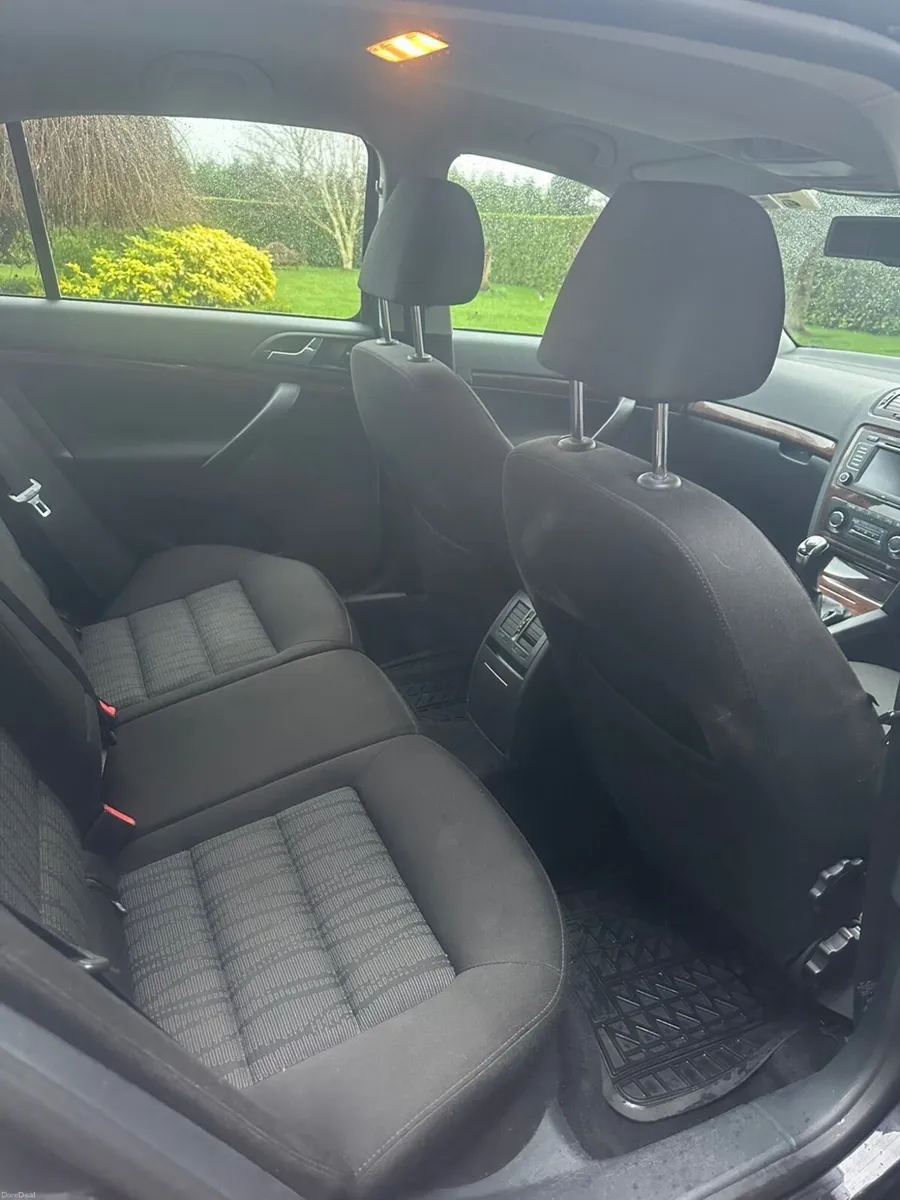 Skoda Octavia 2012 - Image 2