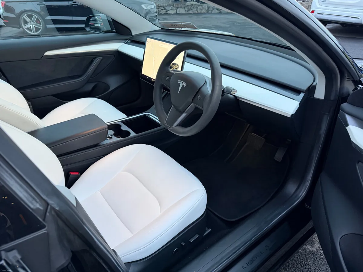Long Range Model 3 - AWD - Low mileage - Image 2