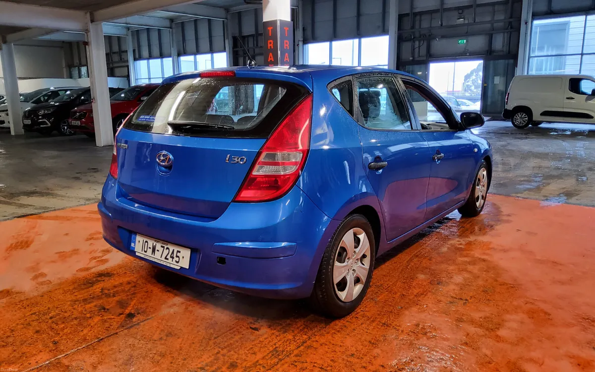 Hyundai i30 2010 - Image 4