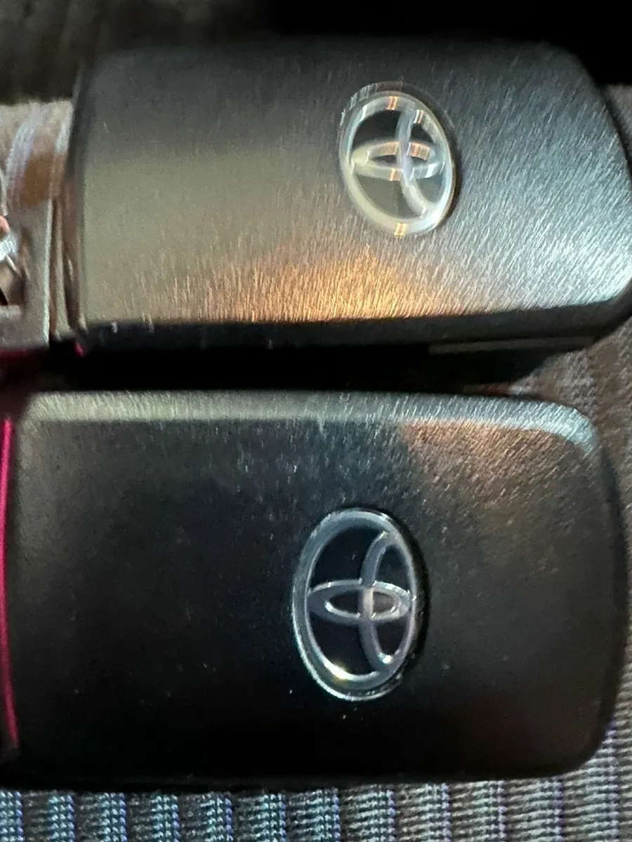 Toyota Voxy 2014 - Image 2