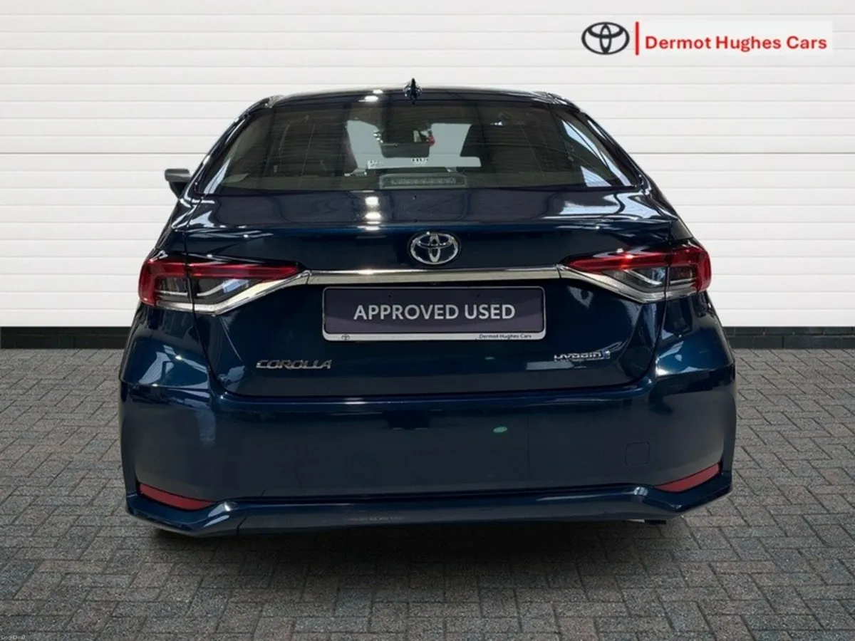 Toyota Corolla LUNA SALOON 4DR AUTO - Image 4