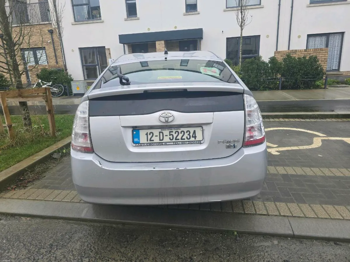 Toyota Prius 2012 - Image 1