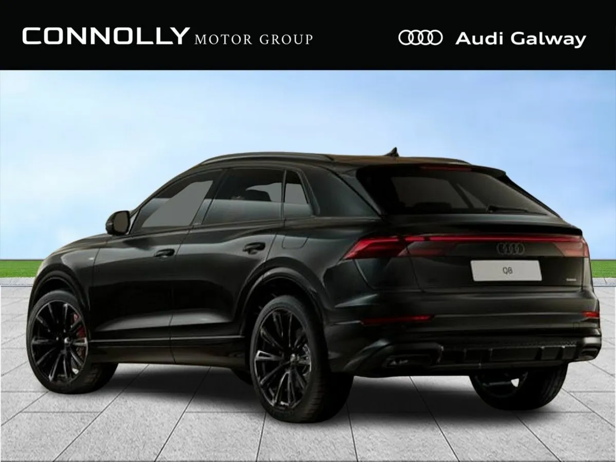 Audi Q8 COMPETITION TFSI e QUATTRO A/T - Image 2