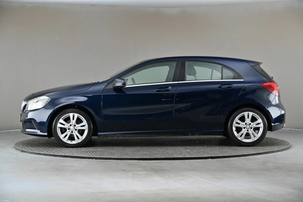 Mercedes-Benz A-Class 1.5  A180 D SPORT 6SPD **FUL - Image 5