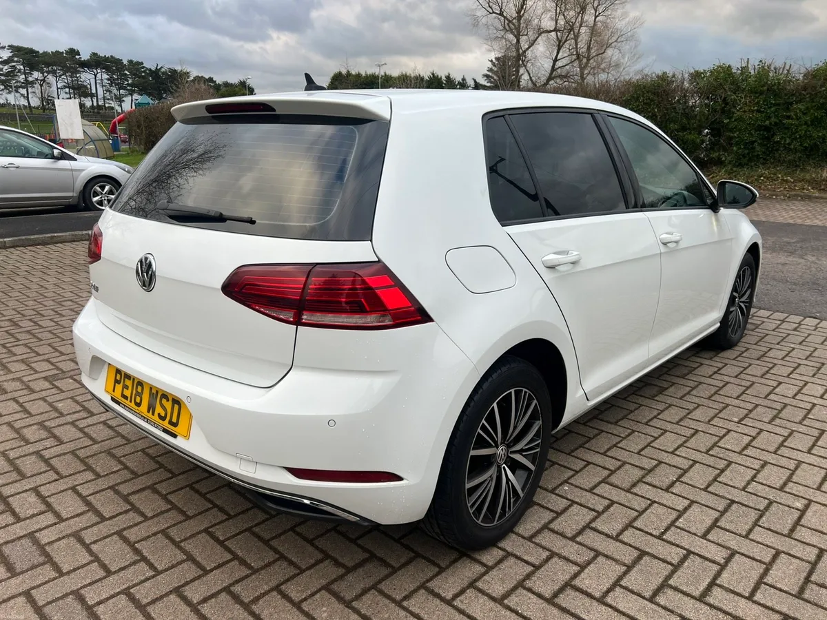 2018 Volkswagen Golf mk7.5 se nav - Image 3