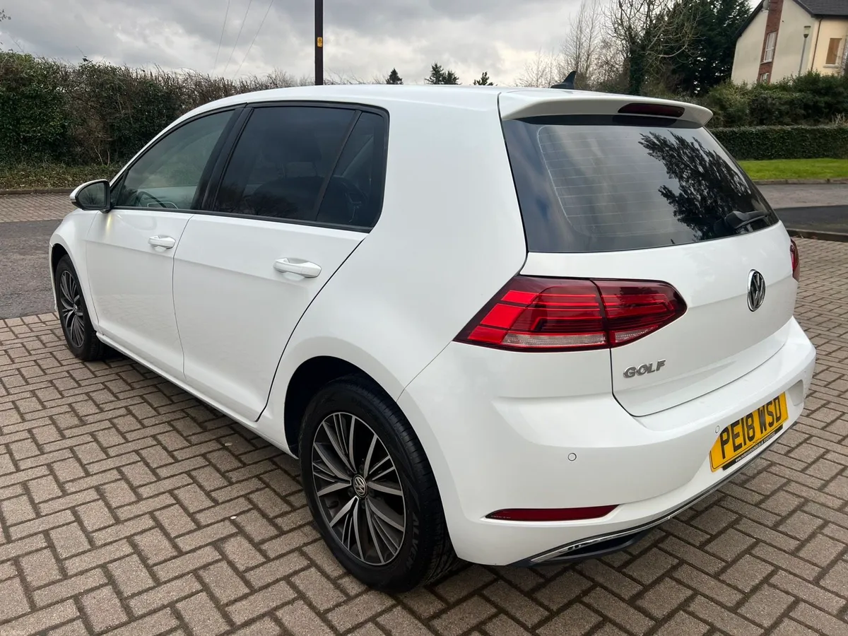 2018 Volkswagen Golf mk7.5 se nav - Image 4