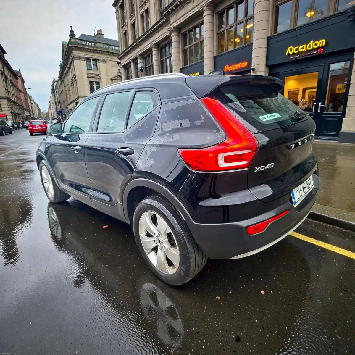 2021 Volvo XC40 D3 (150hp) Momentum Automatic - Image 2