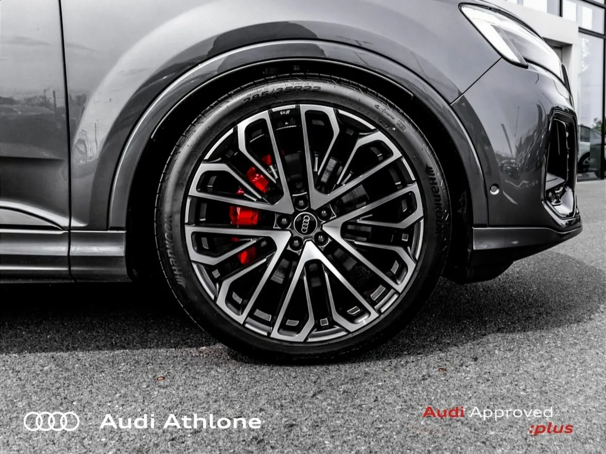 Audi Q7 3.0TFSIe 483BHP quattro Competition Tip-Tr - Image 4