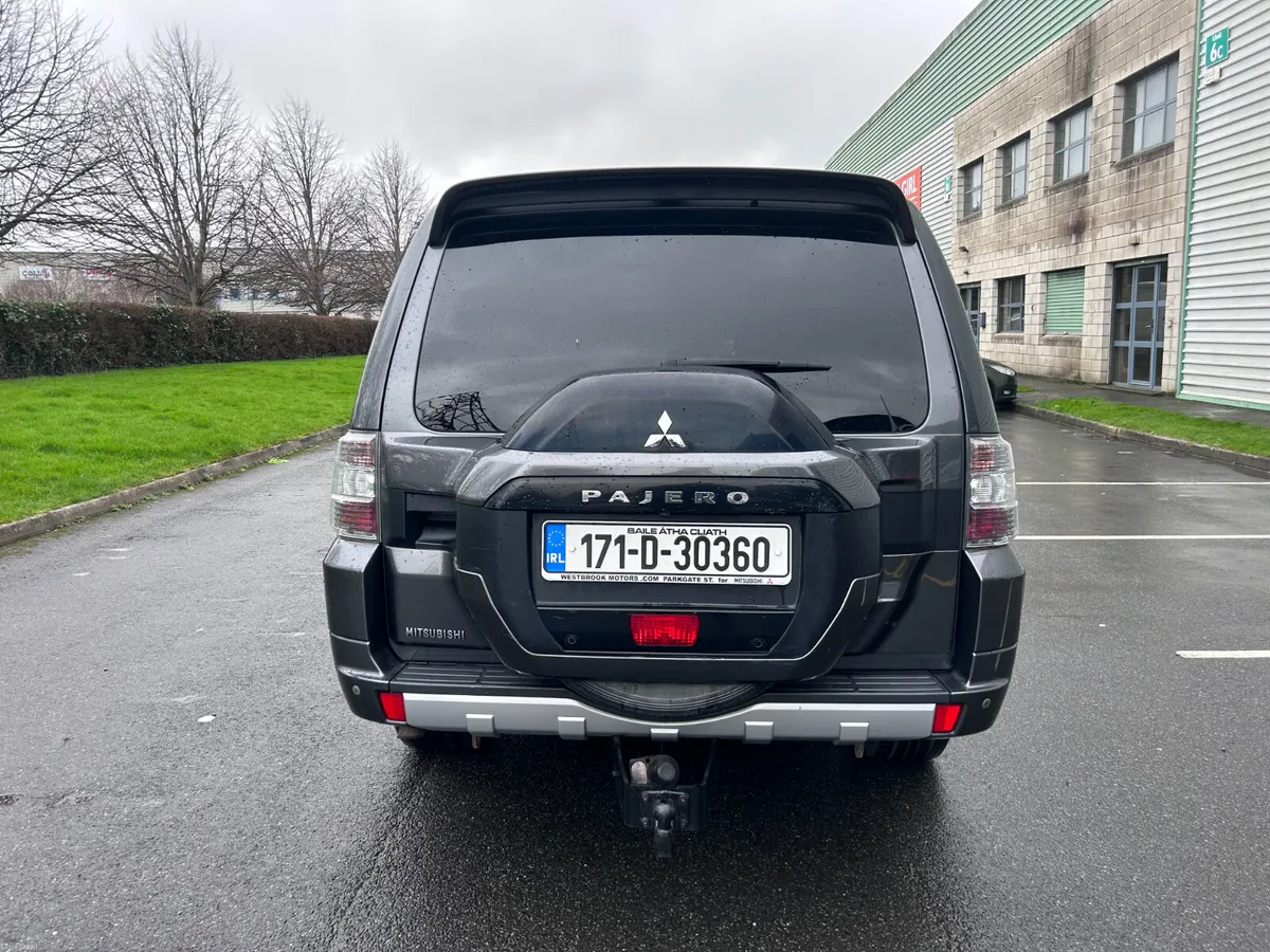 Pajero 5 Seat N1 Auto Full Mitsubishi History - Image 4