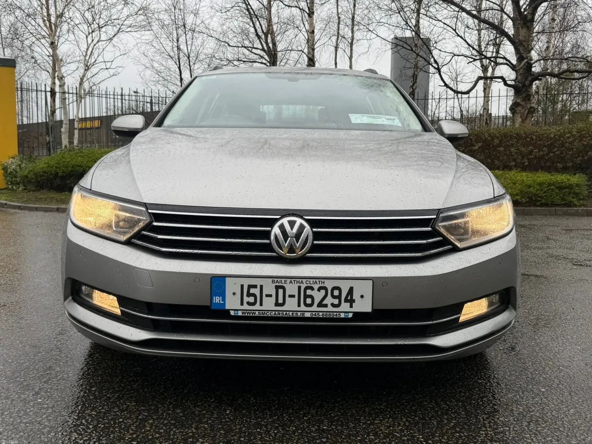 Volkswagen Passat Touring  2.0 TDI - Image 2