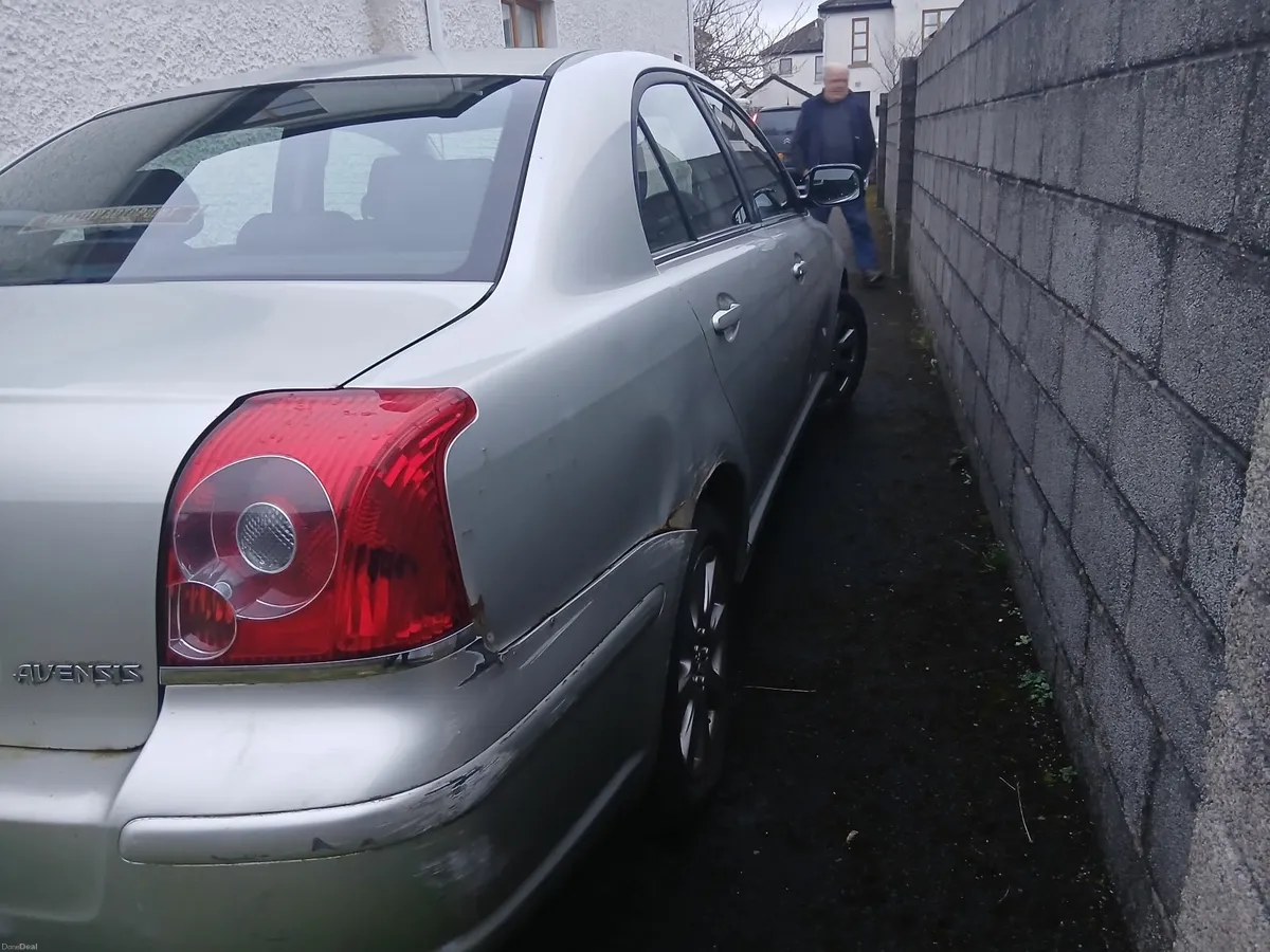 Toyota Avensis 2009 - Image 3