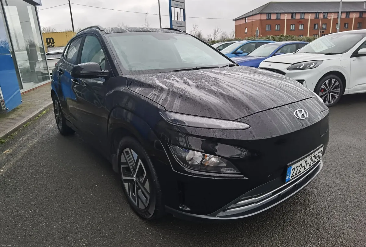 HYUNDAI KONA 64KWH EV PREMIUM - Image 3