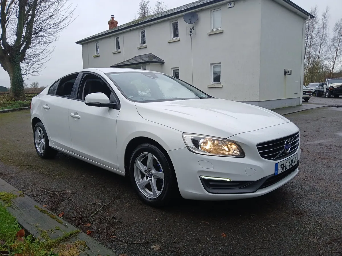 Volvo S60 2.0 D4 NCT & Taxed - Image 1