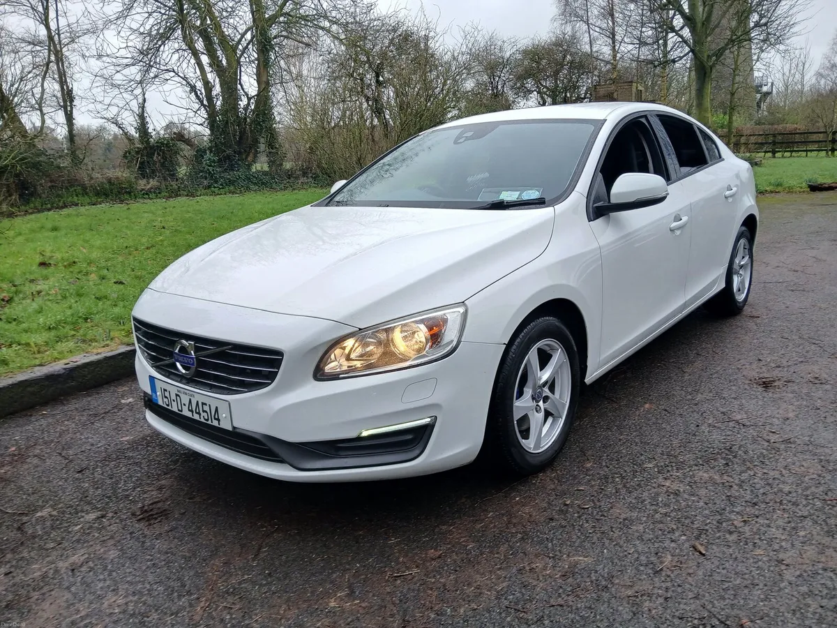Volvo S60 2.0 D4 NCT & Taxed - Image 3