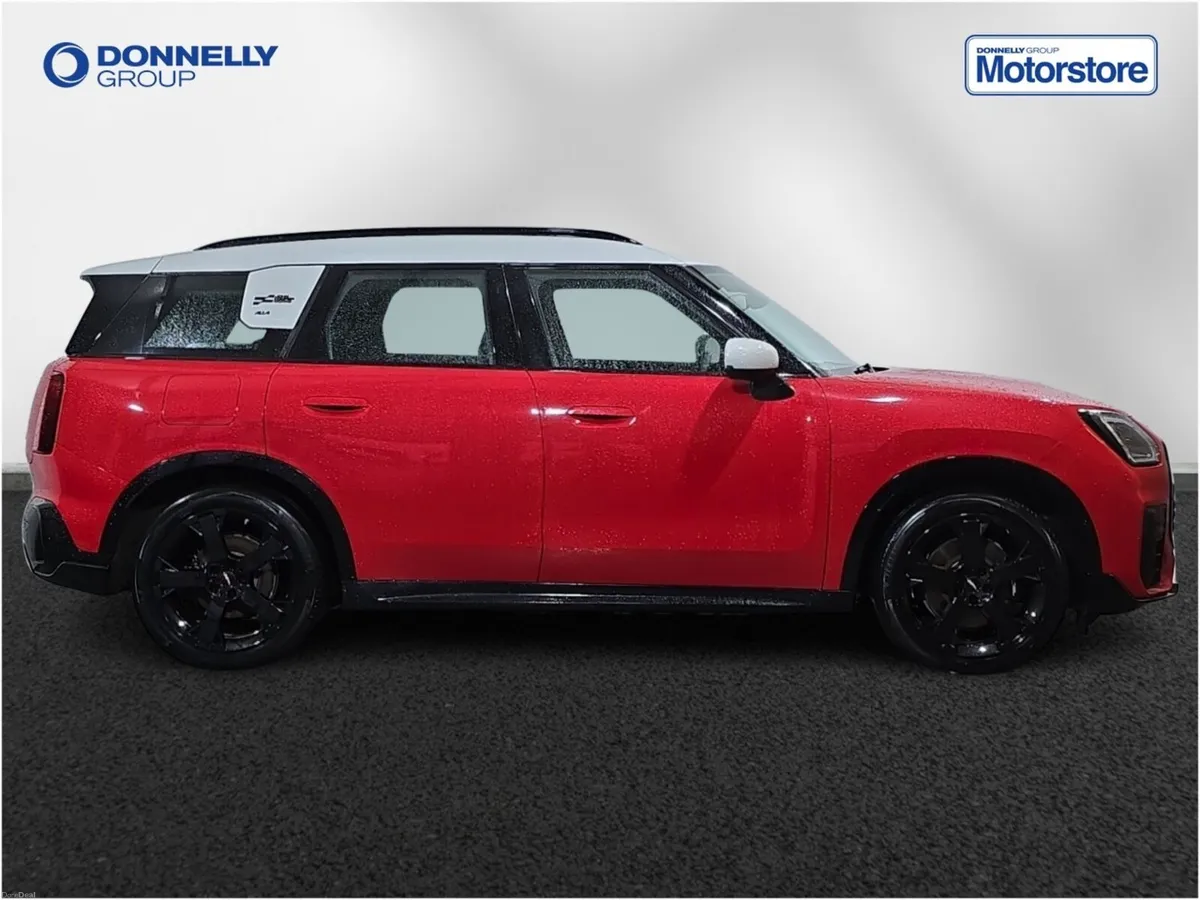 MINI Countryman Electric Hatchback SE Sport - Image 3