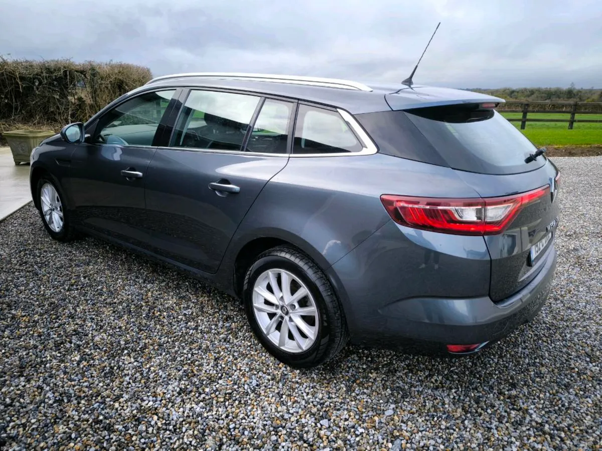 Renault Megane - Image 4