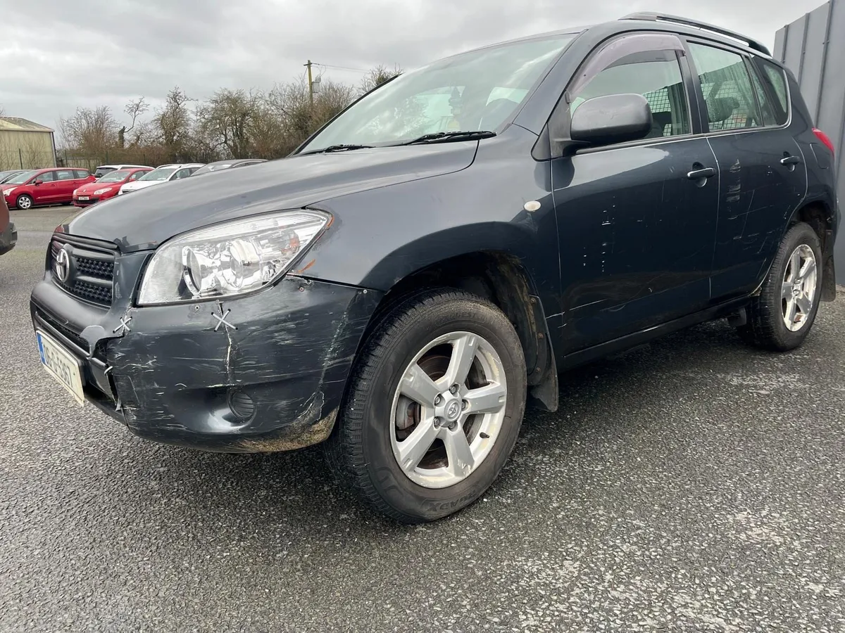 Toyota rav 4petrol - Image 2