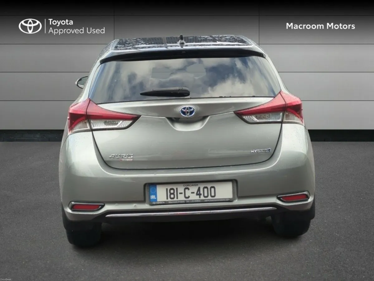 Toyota Auris AURIS HYBRID LUNA SPORT - Image 4